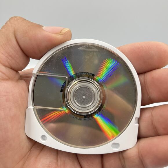 Pirates Of The Caribbean Dead Man’s Chest Sony PSP, 2006) UMD Only - Picture 3 of 4